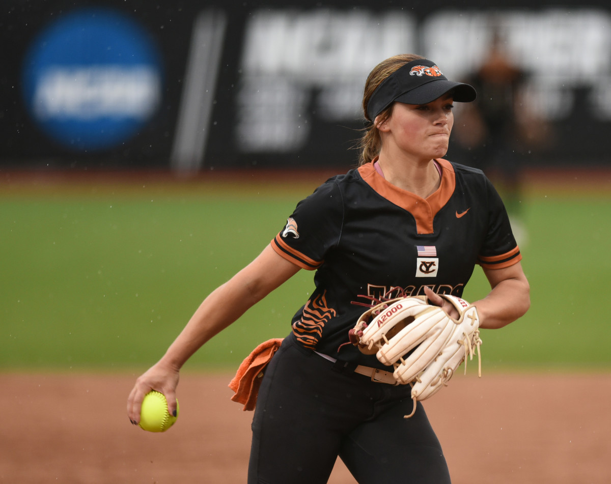 Burns Yamhill-Carlton 3A softball final Taylor Balkom 8
